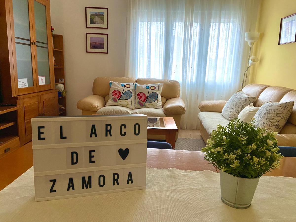 El Arco De Zamora Luaran gambar